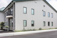 KeystoneDeckBuilders-Viwinco-BlackWindows-6_Viwinco-WEB