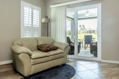 viwinco-oceanview-livingroom-patiodoor