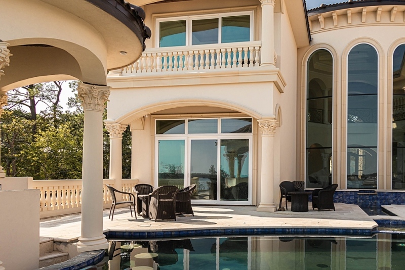 viwinco-backyard-impact-resistant-patio-doors-transoms-picture-windows-white-windows