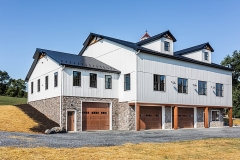 Viwinco-31WitmanRoad-BLKNCBarn-2_Viwinco-WEB