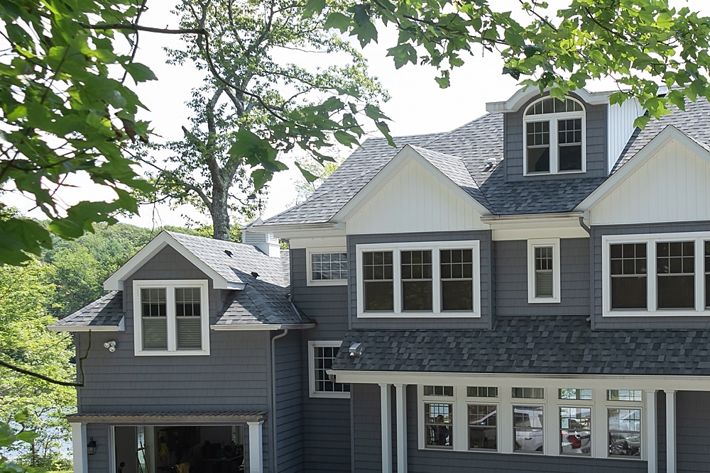 Lake house located in New York state, Viwinco S-Series new construction windows in white have been installed.