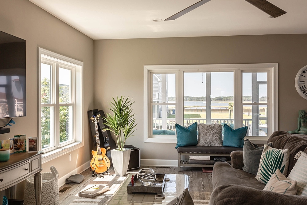 38724FenwickIsland-45_Viwinco-WEB Viwinco OceanView mulled double-hung-picture-double-hung unit and a twin double-hung in white