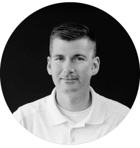 Viwinc-MeettheteamCircle-kauffman Black and white portrait of Viwinco team member, Kauffman.