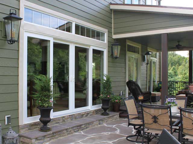 web-PD-transom-myerstown-out1-pd Viwinco transom patio door in Mysertown home.