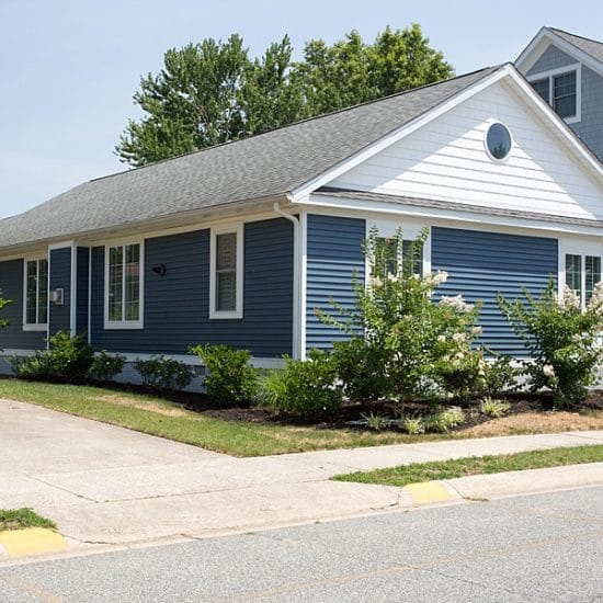 Viwinco windows in Turnstone Ronca home.