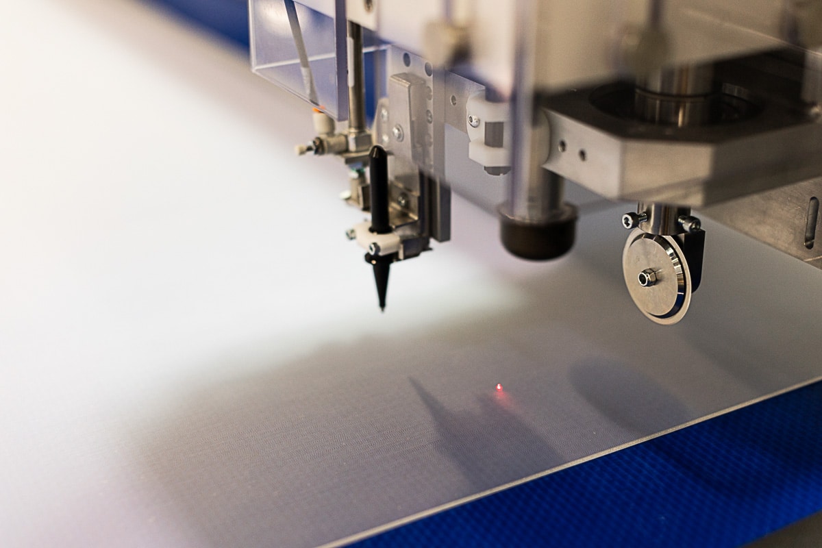 Closeup of Eastman PVB Cutter in new Viwinco glass facility.